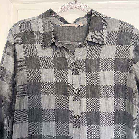 Soft Surroundings Gray Check Plaid Long Sleeve Button Up Shirt Womens Sz Medium - Picture 2 of 12